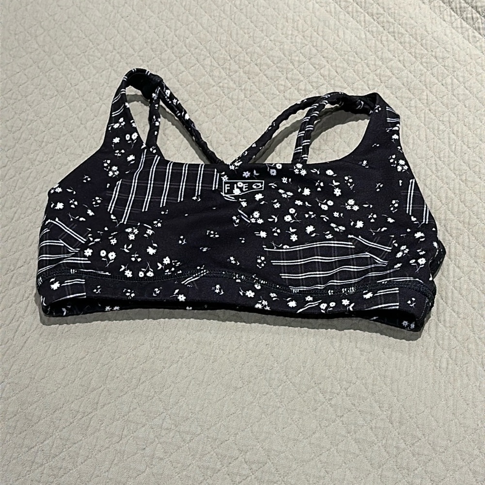FLEO sports bra